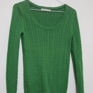 green sweater size S